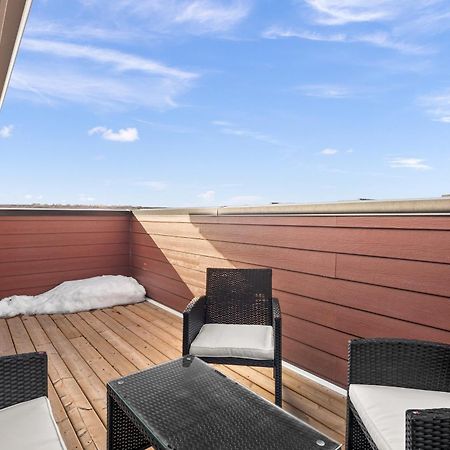 Globalstay New Apartments In Cranbrook Free Street Parking YYC Eksteriør billede