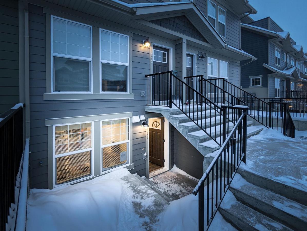Globalstay New Apartments In Cranbrook Free Street Parking YYC Eksteriør billede