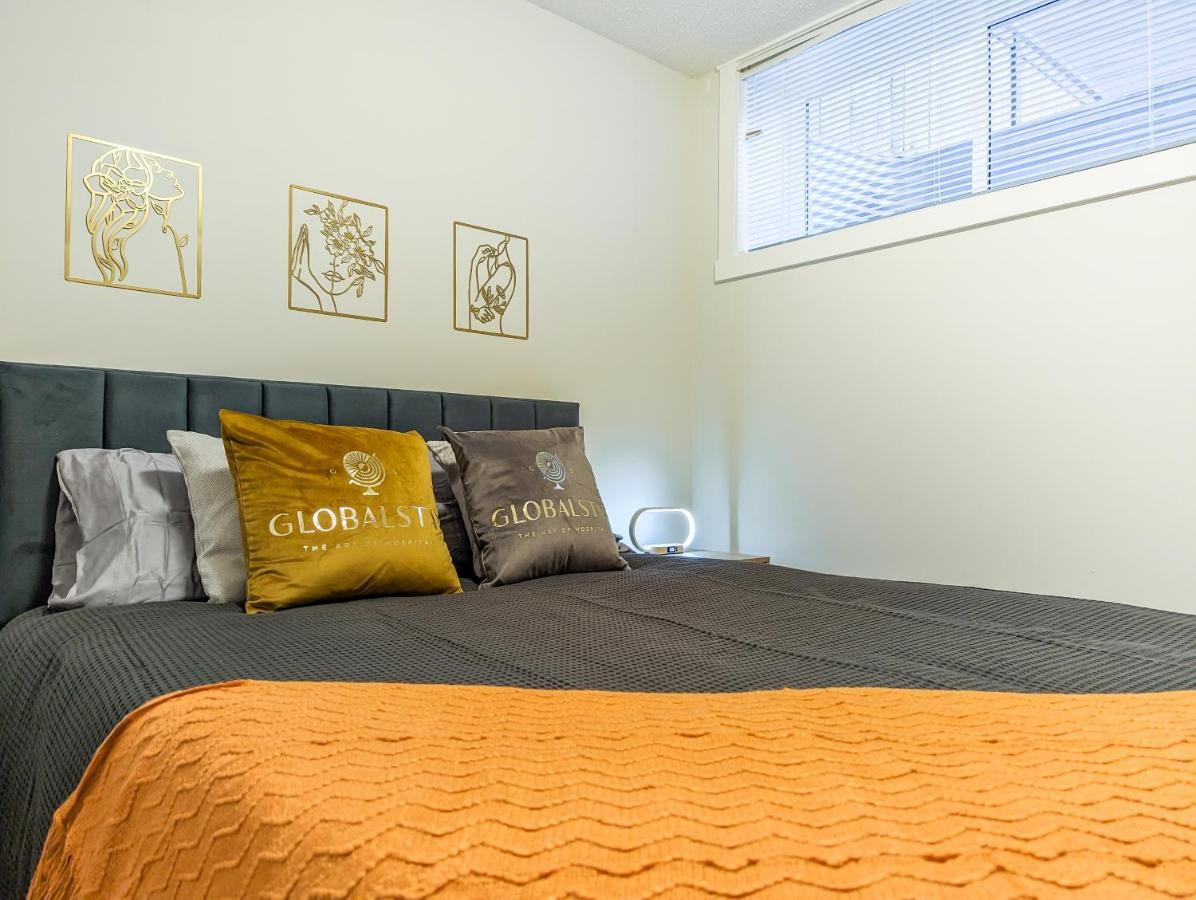 Globalstay New Apartments In Cranbrook Free Street Parking YYC Eksteriør billede